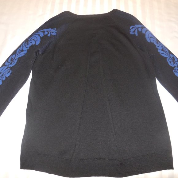 Pullover Sweater NEW Black Blue Ornamental Knit Top Long Sleeve - Picture 8 of 11